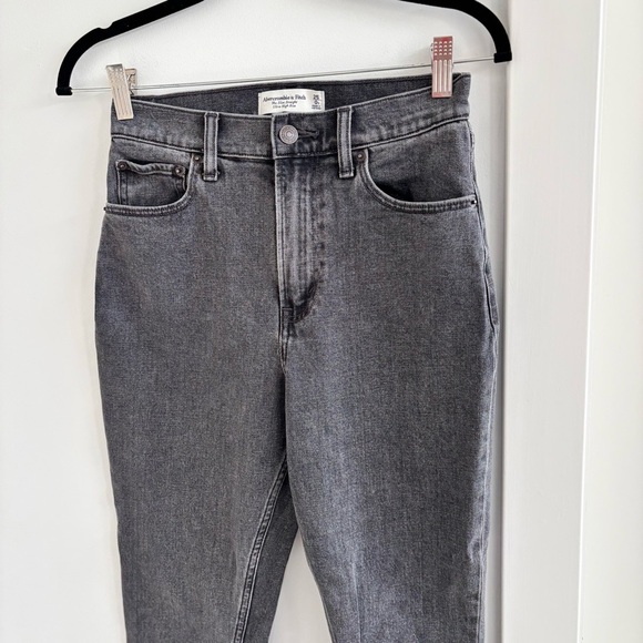Abercrombie & Fitch Curve Love The Slim Straight Ultra High Rise Women's 25 - Picture 3 of 8